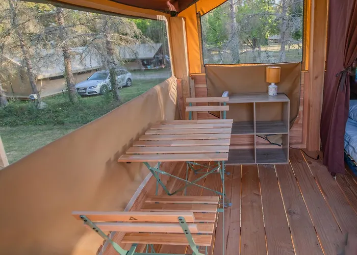 Camping Onlycamp Les Petites Roches