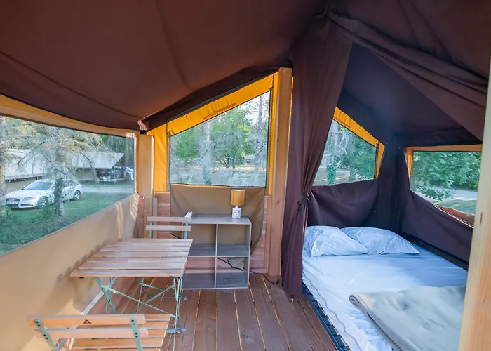 Camping Onlycamp Les Petites Roches