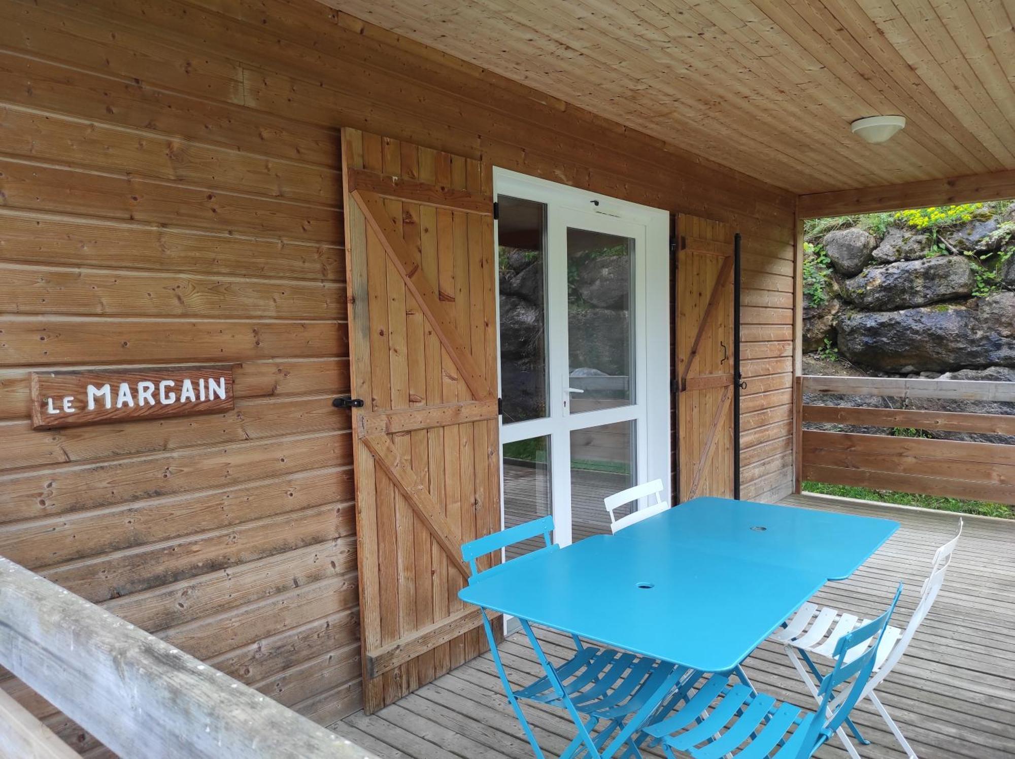Onlycamp Les Petites Roches Camping *